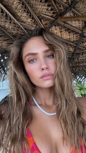 [2025.01.29] idazeile_475637310_18481991785044174_213411887815344577_n.jpg