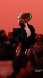 [2025.01.29] stellamaxwell-eliesaabworld_475361235_18485687371040889_4860651035091864235_n.jpg