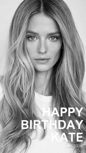 [2025.01.30] katelove-lizbellagency_3557180942505140261.jpg