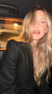 [2025.01.01] barrefaeli_472120658_18482318509041153_1312122108941256998_n.jpg