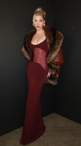 [2025.01.01] hoskelsa_s471927153_1285029822816991_4167188442343637585_n.jpg