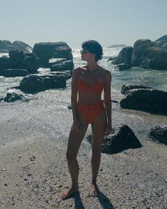 [2025.01.01] taylor_hill_472247713_18483641098024492_774044520103834721_n.jpg