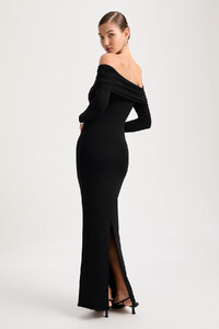 365NSB_offtheshouldermaxidress_black_2491.jpg