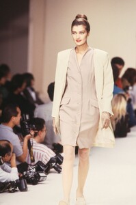 Cerruti_SS1989_ClaireAtkinson_01.jpg