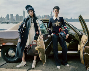Coach-Fall-Winter-2016-Stuart-Vevers-Jing-Wen-Dilone-by-Steven-Meisel.thumb.jpg.844ccc9522e4e01a9cf3f2571ca5e4cb.jpg