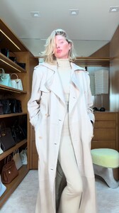 ElsaHosk-TikTok06.thumb.jpg.1b3dac11a57b2fd32d7449a5409bec20.jpg