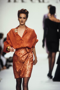 HanaeMori1992FW22.thumb.jpg.945c45a055d920bc54ed2a266fc93936.jpg