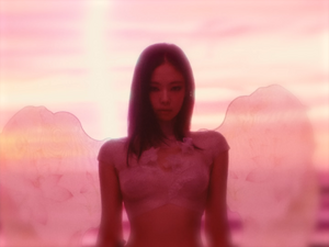 JENNIE - ZEN (RUBY ALBUM MARCH 7) [cXmYNmQ4BuM].webm_snapshot_02.51.329.png
