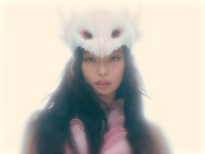 JENNIE - ZEN (RUBY ALBUM MARCH 7) [cXmYNmQ4BuM].webm_snapshot_02.51.496.png