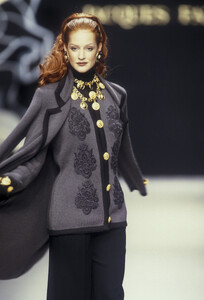 JacquesFath1993FW6.thumb.jpg.202c3d80d0b4c6d44a2b0a90b296b9b1.jpg