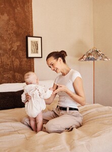 Josephine Skriver - Architectural Digest [2024.06.28] Serene Pacific Palisades Family Oasis 2.jpg