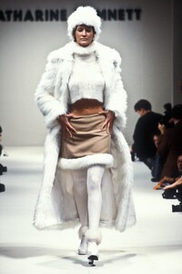 KatherineHamnett1993FW17.thumb.jpg.2370ffabc788a83cae63fab41d33683b.jpg