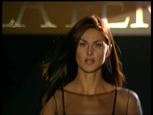 La Perla Lingerie - frame at 2m22s.jpg