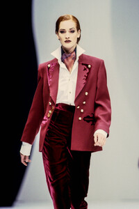 MarinaSpadafora1992FW9.thumb.jpg.dbe6b0ca0c17fd9e4b7cd5b8f40a43cc.jpg