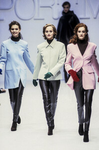 Sportmax1992FW66.thumb.jpg.f9b8764341b02742972b8c038498c773.jpg