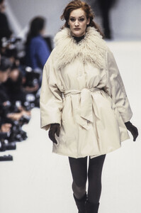 Sportmax1992FW86.thumb.jpg.bf5399629f6aab9195e5ec4eeec22c3c.jpg
