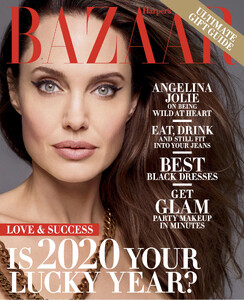Sundsbo_US_Harpers_Bazaar_December_2019_January_2020_Cover_.thumb.jpg.87ca053bedca8d6018eb64cca971e283.jpg