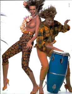 Vogue Italia February 1984 (2) 313.jpg