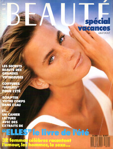 VotreBeauteFr07-0888no619_01.thumb.jpg.d93cc05d0ed18f4c30fe4e6a2280e910.jpg