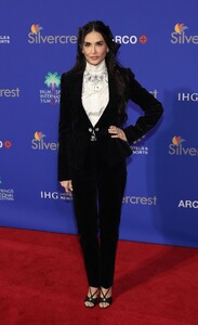 demi-moore-s-ageless-elegance-at-palm-springs-film-festival-0.jpg