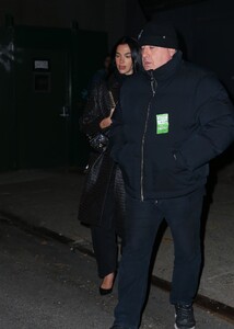 dua-lipa-spotted-in-black-ensemble-in-nyc-12.13.2024-1.jpg