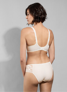 invisible-full-cup-bra-leia-natural (2).jpg