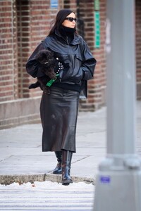 irina-shayk-in-all-leather-look-in-nyc-01.21.2025-5.jpg