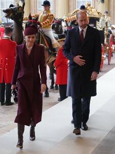 kate-middleton-welcomes-amir-of-qatar-12.03.2024-11.jpg
