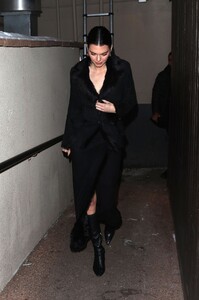 kendall-jenner-attends-glam-girls-night-at-casa-tua-in-aspen-01.18.2025-2.jpg