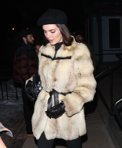 kendall-jenner-rocks-balenciaga-fox-coat-during-luxe-aspen-dinner-date-1.jpg