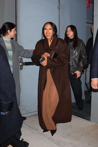kerry-washington-stuns-in-all-brown-outfit-at-the-six-triple-eight-screening-12.17.2024-3.jpg