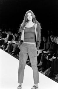 ralphlaurenss199917.jpg.thumb.jpg.6bee22fc2a99f5523b6c47869fd1ba5a.jpg