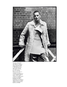 vogue-paris-2013-aout-217.thumb.png.86215bfd685d21ad506b5baa545583c2.png