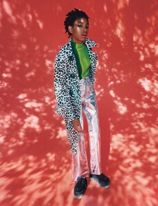 willow-smith-by-tyrone-lebon-for-i-d-magazine-pre-fall-2015-5.thumb.jpg.abb2f1e18d0689e58fe484e7f0cc9664.jpg