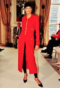 1996-chanelcoutureFW-2.jpg