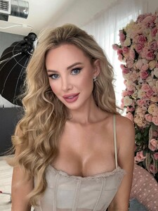 [2025.02.01] 475948691_1180568870096900_748212762305960854_n.jpg