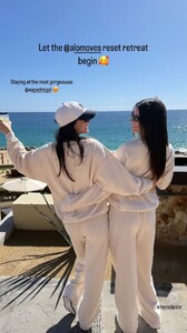 [2025.02.03] victoriajustice_3560108693507366309.jpg