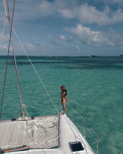 [2025.02.04] helenowen_476388525_18477569131019170_8656111560986523353_n.jpg