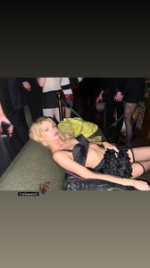 [2025.02.04] stellamaxwell-marcforne_3560394064455453506.jpg