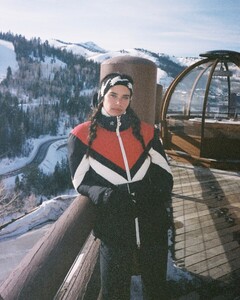 [2025.02.05] sarasampaio_476434548_18490980301058288_655617420697173357_n.jpg