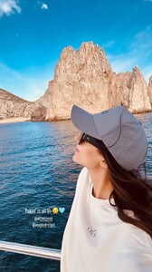 [2025.02.05] victoriajustice_3561523768252179260.jpg