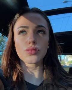 [2025.02.06] duffygurl_476380273_18000855914734544_6551526503582007032_n.jpg