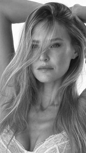 [2025.02.09] barrefaeli_3564268539963690714.jpg