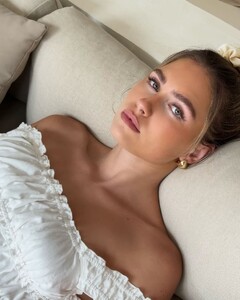 [2025.02.09] idazeile_477023124_18483879076044174_4316713822620670687_n.jpg