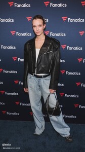 [2025.02.09] josephineskriver_3564478770393642029.jpg