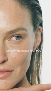 [2025.02.09] livelle_3564323155750353901.jpg