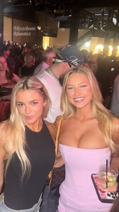 [2025.02.09] livvydunne-iamsydneythomas_3563883296666924513.jpg