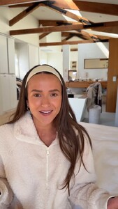 [2025.02.10] helenowen_DF6RhZ6yHtQ.jpg