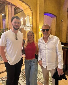 [2025.02.10] livvydunne_477201549_18490894507027168_7749299332358818966_n.jpg