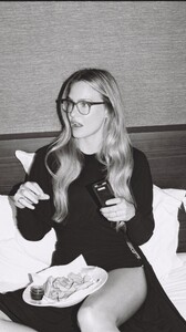 [2025.02.12] carolinalemkeberlin.il_3567025422738832205.jpg